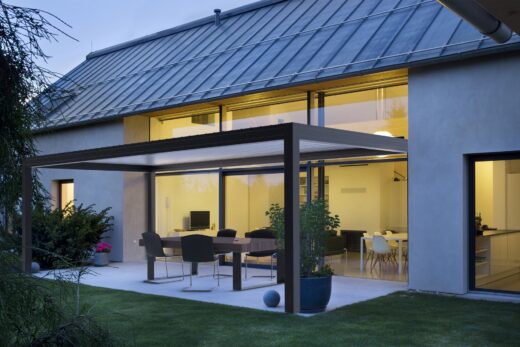 PERGOLA