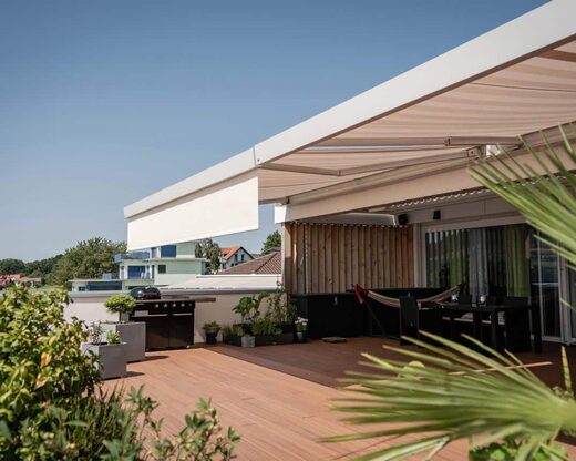 Store&#x20;banne&#x20;coffre&#x20;STOBAG&#x20;CAMABOX&#x20;&#x3A;&#x20;le&#x20;design&#x20;architectural&#x20;pour&#x20;votre&#x20;terrasse&#x20;dans&#x20;le&#x20;Var